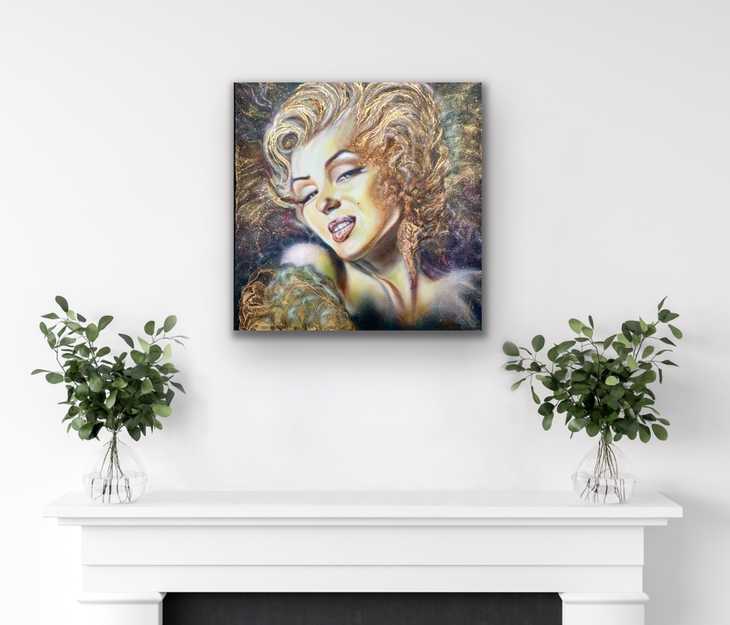 «The seductive charm of Marlene Monroe» - 2